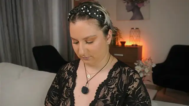 Ximenna Cruz online show from 02-21-26, 01:02