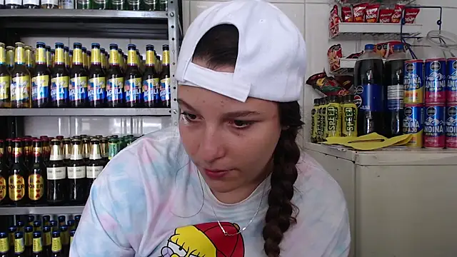 alexia 87 online show from 04-17-26, 06:44