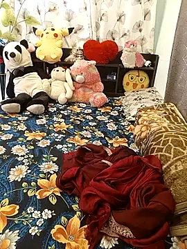 Divya girl online show from 03-28-26, 07:42