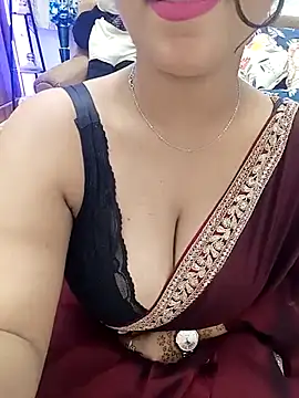 Snapshot of Divya_girl chatting on 07-22-26, 01:02 Divya girl online show from 07-22-26, 01:02