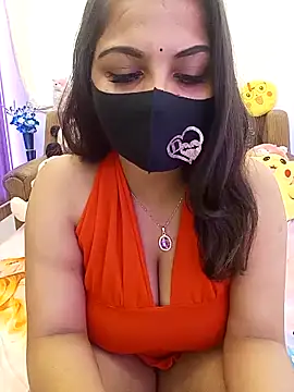 Snapshot of Divya_girl chatting on 04-24-26, 07:21 Divya girl online show from 04-24-26, 07:21