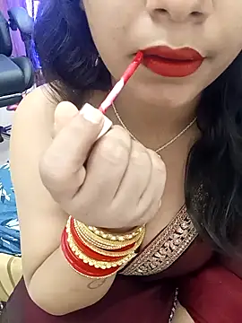 Snapshot of Divya_girl chatting on 07-29-26, 03:44 Divya girl online show from 07-29-26, 03:44