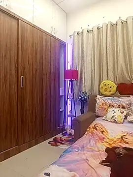 Snapshot of Divya_girl chatting on 07-14-26, 04:46 Divya girl online show from 07-14-26, 04:46