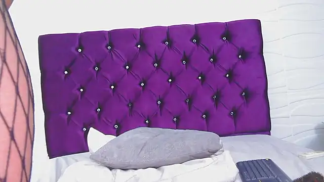 Kendal Sofia online show from 12-06-24, 10:13