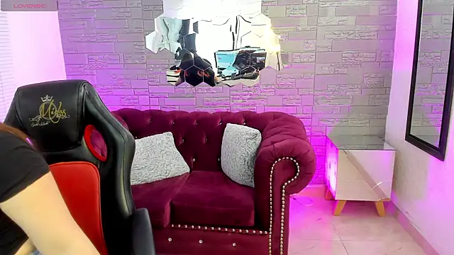 conniejames m online show from 10-30-25, 12:36