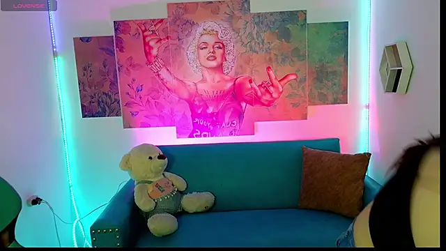 conniejames m online show from 05-14-26, 11:35