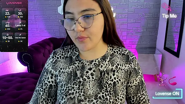 conniejames m online show from 11-22-25, 12:37