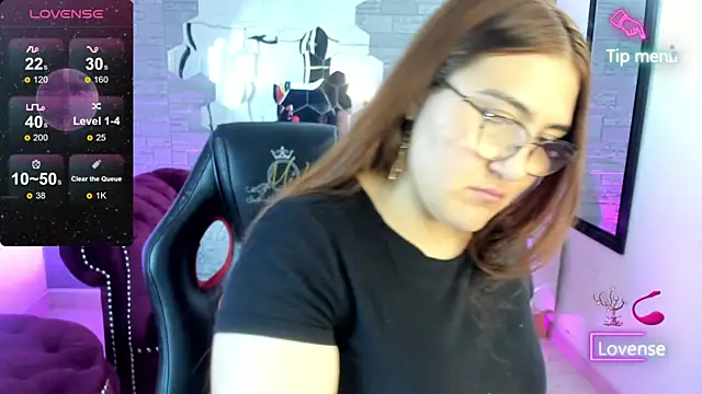 conniejames m online show from 12-18-25, 12:31