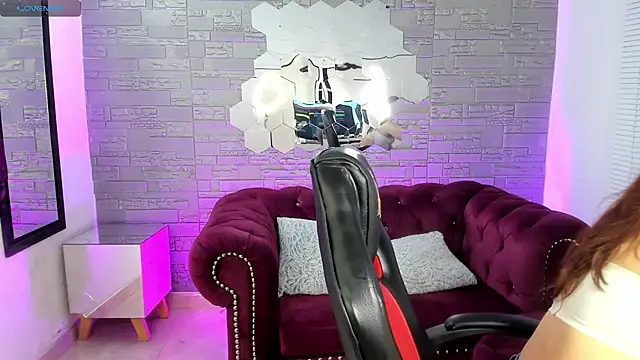 conniejames m online show from 03-18-26, 01:02