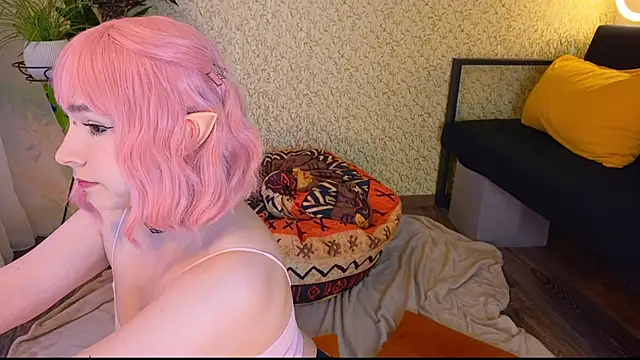 EmmyAmbros online show from 10-23-25, 11:36