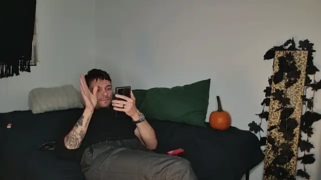 JackDesFeux online show from 10-14-25, 07:42