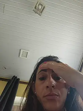 Snapshot of Brunna_Ella chatting on 05-07-26, 06:00 Brunna Ella online show from 05-07-26, 06:00