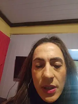 Snapshot of Brunna_Ella chatting on 06-18-26, 05:40 Brunna Ella online show from 06-18-26, 05:40