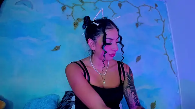 Snapshot of SaturnooStonee chatting on 02-21-26, 07:32 SaturnooStonee online show from 02-21-26, 07:32