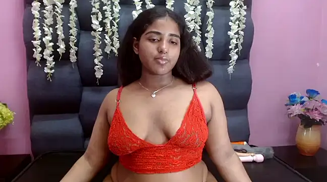 Sofia Hernandez  online show from 03-01-25, 08:45