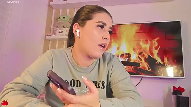 susanjons tcw online show from 12-16-25, 01:10