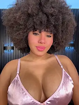 kendall coxx online show from 04-23-26, 03:13