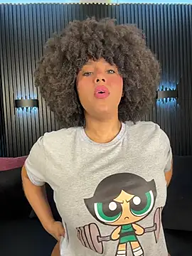 Snapshot of kendall_coxx chatting on 03-06-26, 10:32 kendall coxx online show from 03-06-26, 10:32