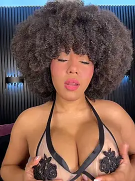 Snapshot of kendall_coxx chatting on 03-04-26, 08:11 kendall coxx online show from 03-04-26, 08:11