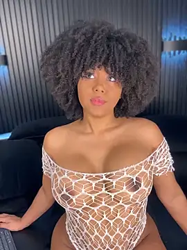 Snapshot of kendall_coxx chatting on 02-10-26, 09:30 kendall coxx online show from 02-10-26, 09:30