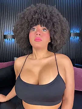 Snapshot of kendall_coxx chatting on 03-19-26, 12:43 kendall coxx online show from 03-19-26, 12:43