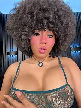Snapshot of kendall_coxx chatting on 07-08-26, 11:55 kendall coxx online show from 07-08-26, 11:55