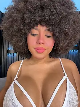 kendall coxx online show from 05-06-26, 10:52