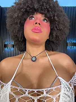 Snapshot of kendall_coxx chatting on 07-26-26, 06:20 kendall coxx online show from 07-26-26, 06:20