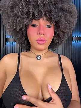 Snapshot of kendall_coxx chatting on 07-20-26, 08:11 kendall coxx online show from 07-20-26, 08:11