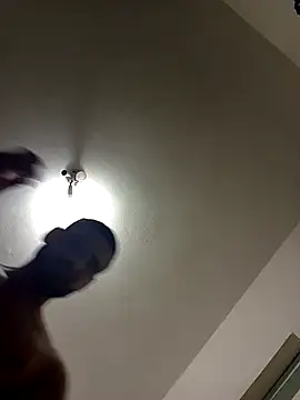 luismanuel 1998 online show from 11-28-25, 03:28