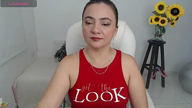 ana milf online show from 10-11-25, 12:39