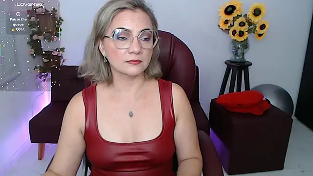 ana milf online show from 04-30-26, 01:40