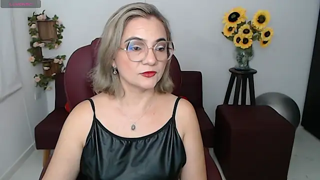 ana milf online show from 05-01-26, 02:00