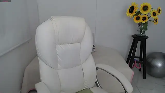 ana milf online show from 09-12-25, 12:16