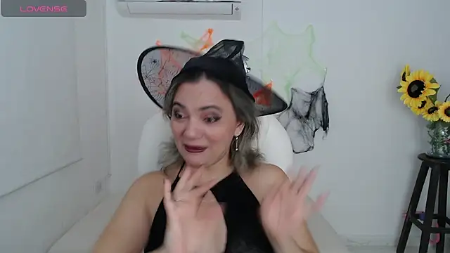 ana milf online show from 11-01-25, 12:43