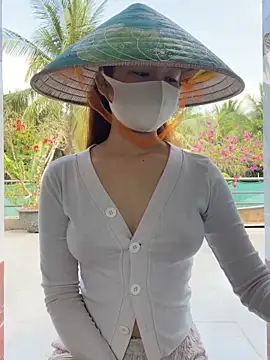 BabyThree  online show from 03-18-26, 08:39