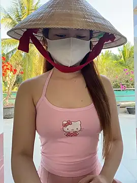 BabyThree  online show from 02-02-26, 09:30