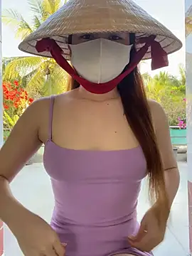 BabyThree  online show from 02-01-26, 09:29