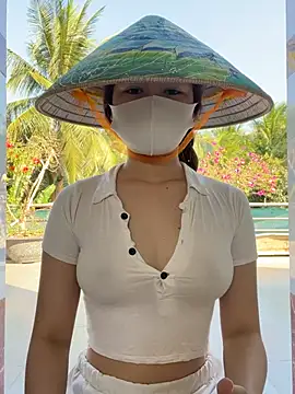 BabyThree  online show from 03-21-26, 08:41