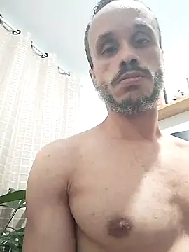 Snapshot of funguybr36 chatting on 10-23-25, 02:54 funguybr36 online show from 10-23-25, 02:54