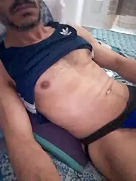 Snapshot of funguybr36 chatting on 11-26-25, 06:19 funguybr36 online show from 11-26-25, 06:19