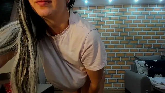 hottitsAnna online show from 12-13-25, 08:04