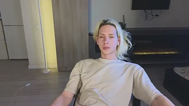 Snapshot of matt_spark chatting on 03-22-26, 01:31 matt spark online show from 03-22-26, 01:31