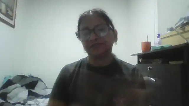 Snapshot of titssmall123 chatting on 02-02-26, 12:20 titssmall123 online show from 02-02-26, 12:20