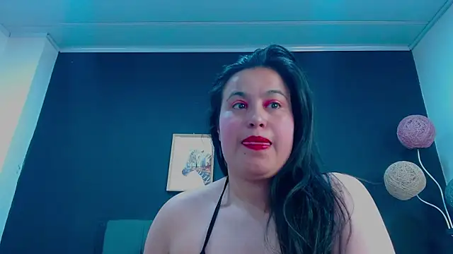 mia xx1 online show from 11-29-25, 10:04