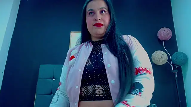 mia xx1 online show from 09-29-25, 09:20