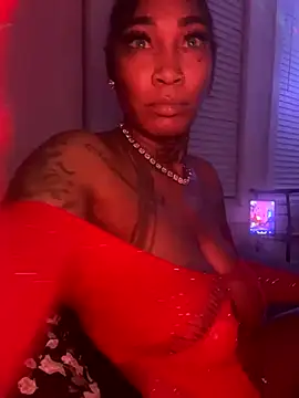 Snapshot of CUMQUEEN-XXX69 chatting on 11-24-25, 03:39 CUMQUEEN-XXX69 online show from 11-24-25, 03:39