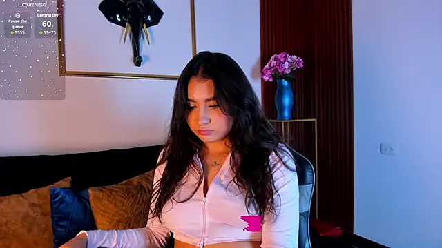 Zayda 1 online show from 11-13-25, 04:00