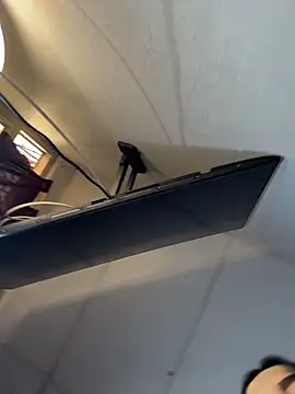 saragill323 online show from 02-18-26, 04:47