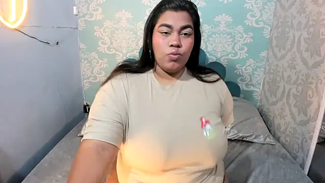 chanel hot 001 online show from 03-21-25, 02:18